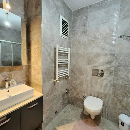 Luxurious 3-bedroom Apartment, Sisli Apartment *